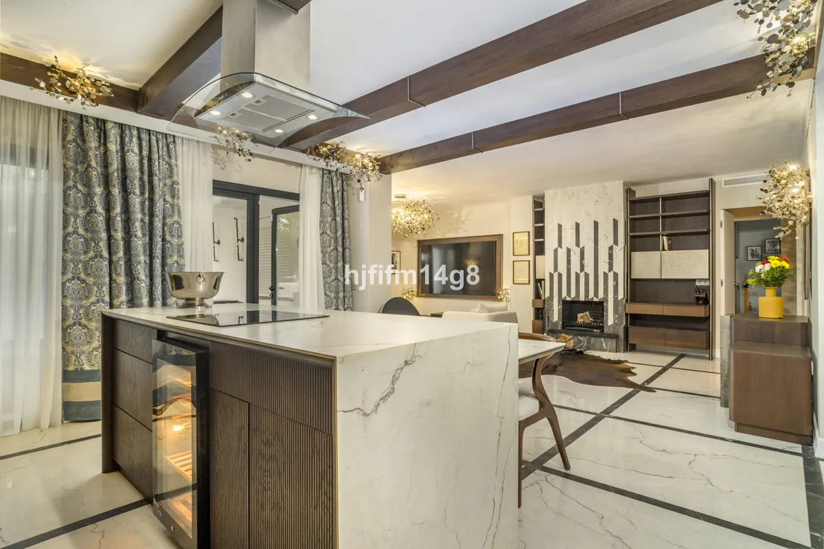 067e098b-7e0c-491c-9dbf-6556319cde0a