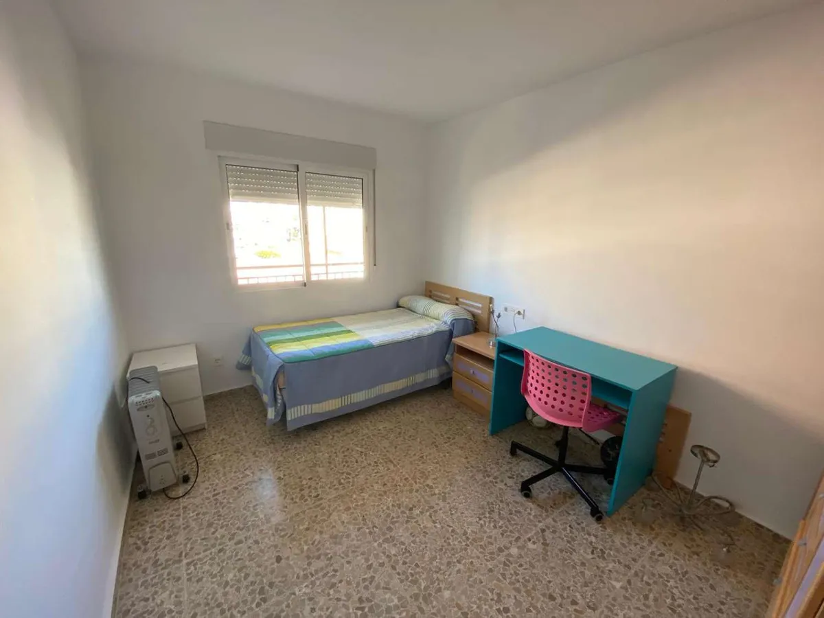 832bbd0d-0a64-47c8-aab3-d21f591e8695