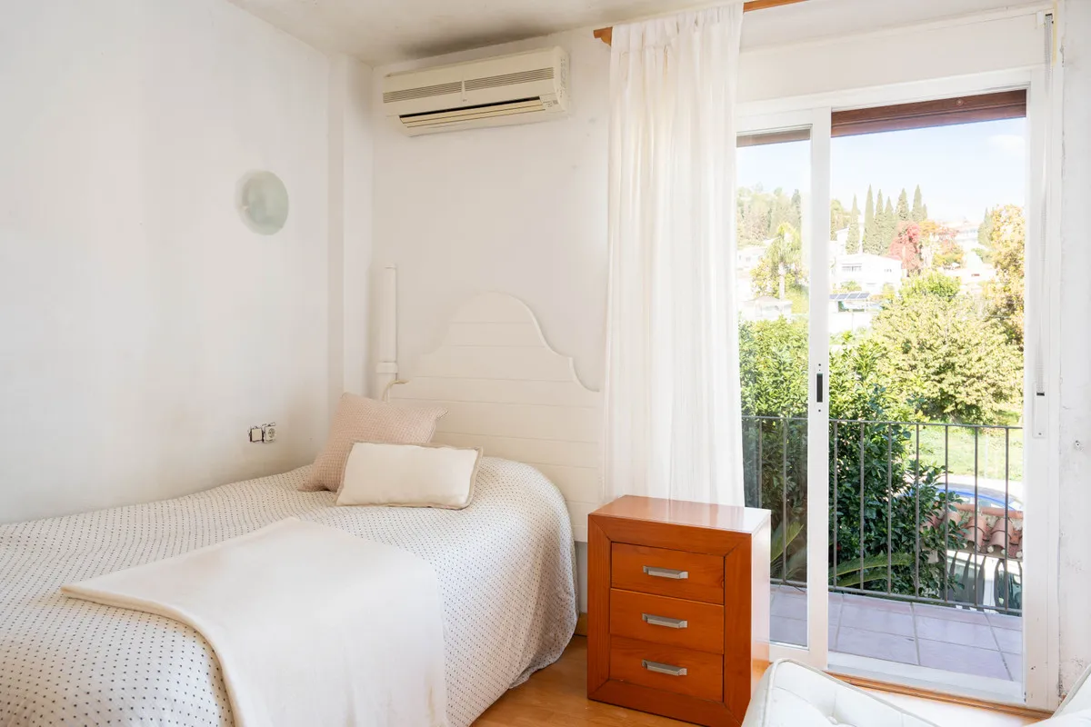 5a76f796-c460-4a80-b978-cad71040aa0d