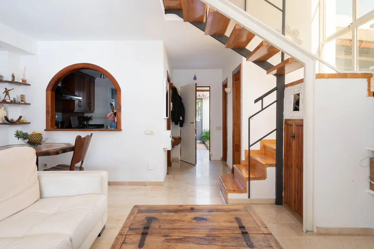 ae55000e-e57b-4df1-9e04-2dd36574e921