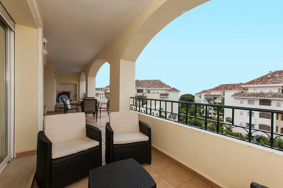 7c64cc49-89ac-4bb8-bbf3-9bdb3c37069f