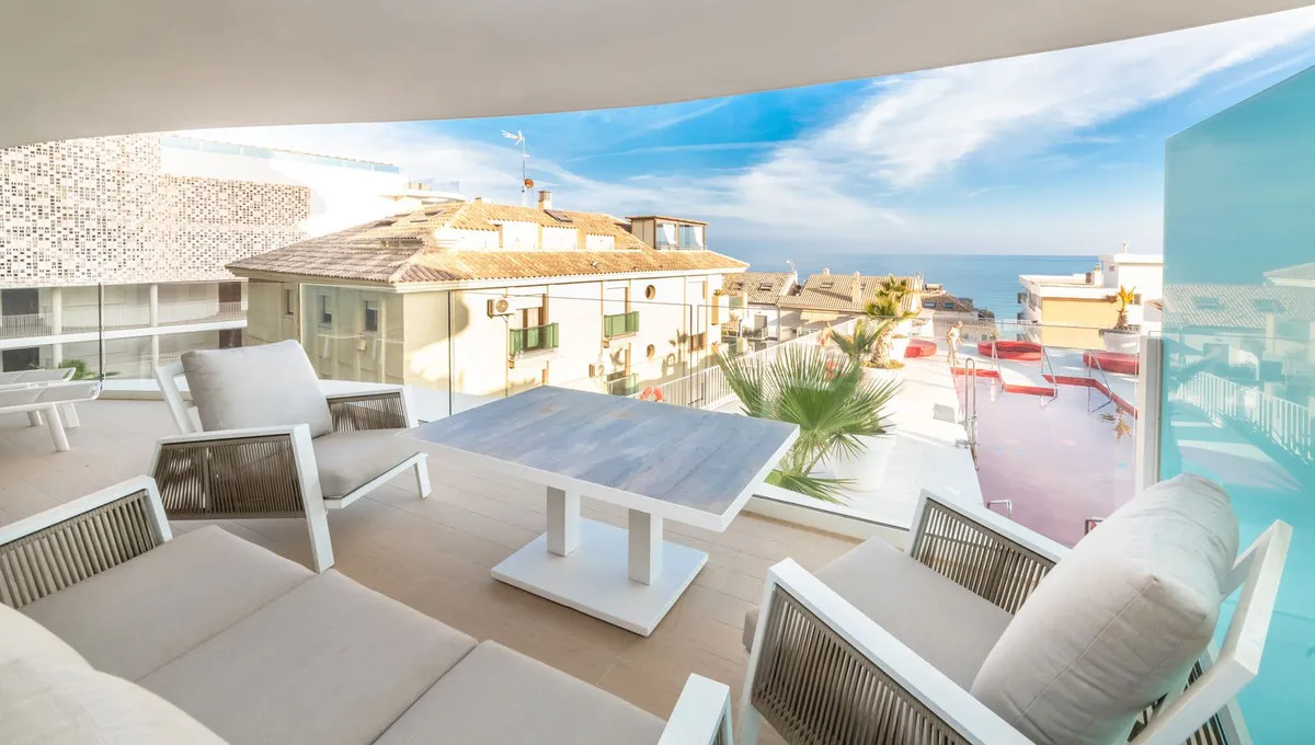 327e07f4-213e-48b4-b00d-4356e8d972f6