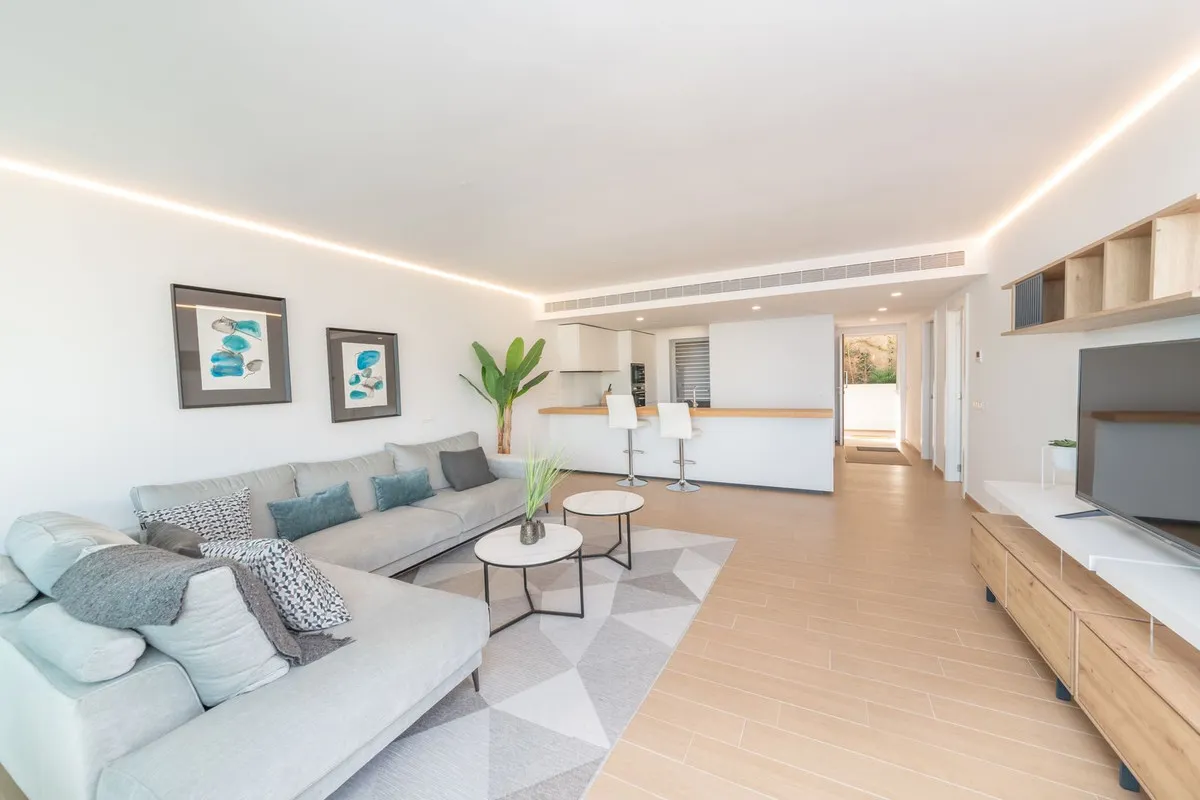 6deeaa3c-3220-49a0-8420-f1b652937211