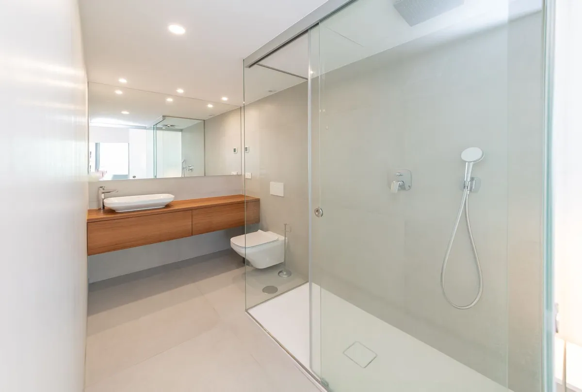 ee8c6f82-05c1-4972-b979-a101479c1555