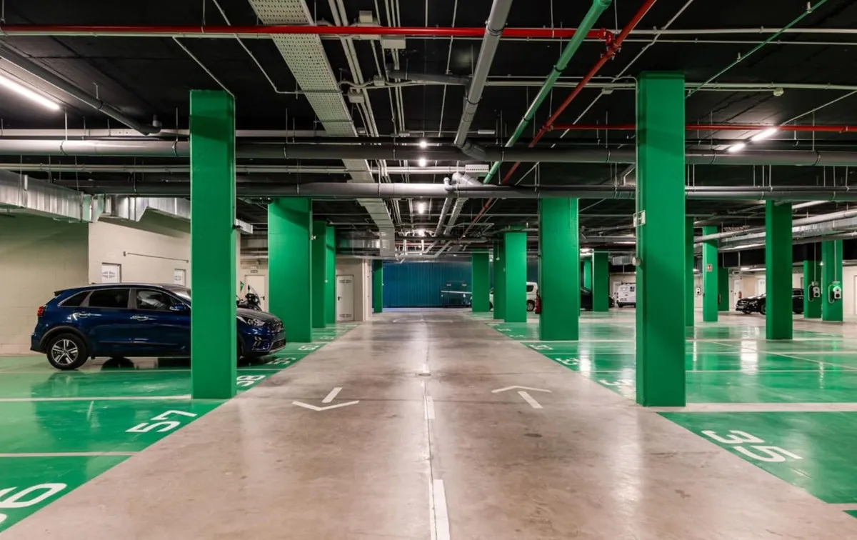 f046043a-951f-48f2-85e5-0afb09900082