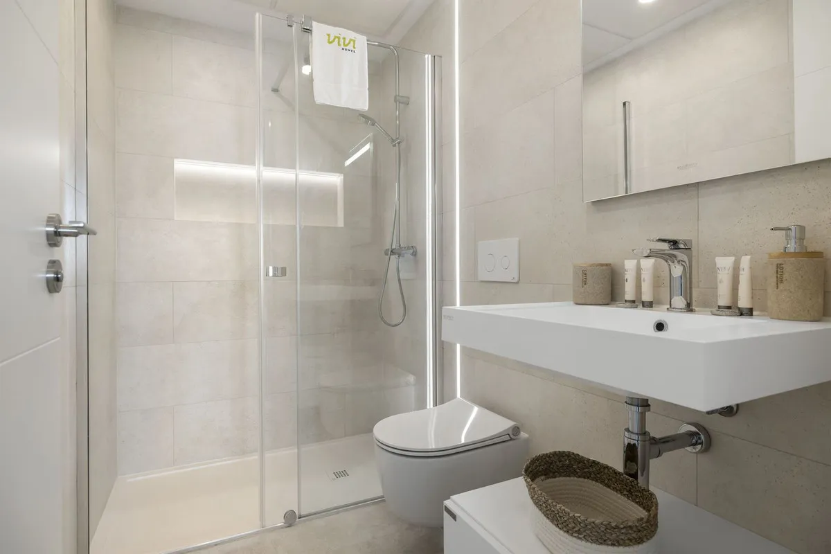 fe66c9c9-f182-4fd9-8e43-a2c2b9345980