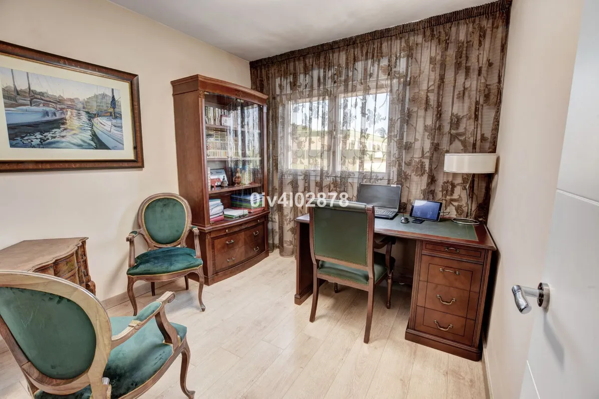 eb3d2b7c-7347-4f8b-8650-5f4ccf407f5a