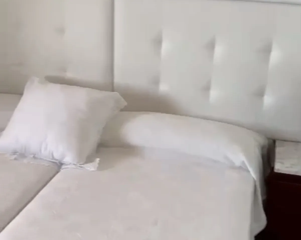 145ddd0c-eb32-4b70-8feb-bc4de51a2335