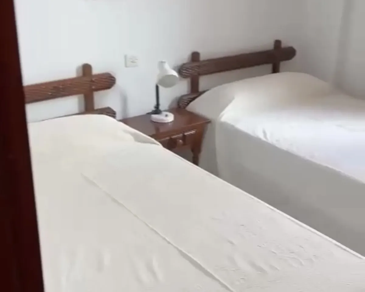 77600337-e70c-4195-8f2a-22c81cdde03b