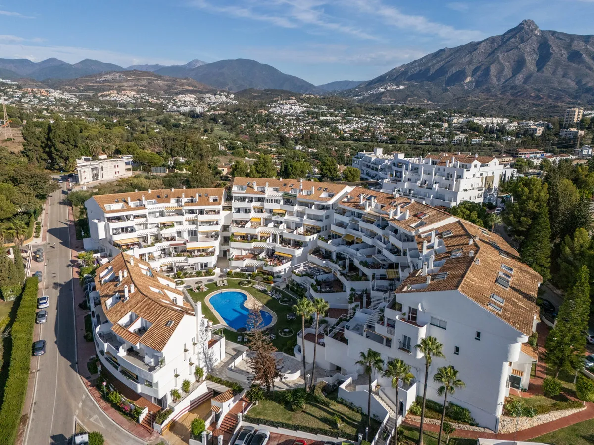 4bca75c3-50e2-47aa-8b67-76e5a92207b1