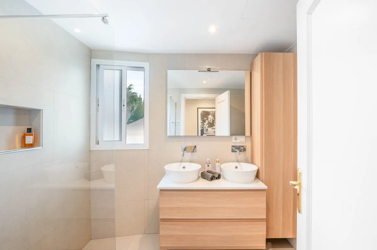 7f106c8d-ea25-4796-9ca4-3561364a491e