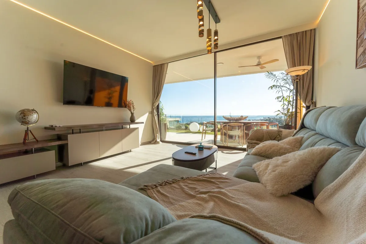 3175eb49-e3f5-409e-9419-d4fd495b8527