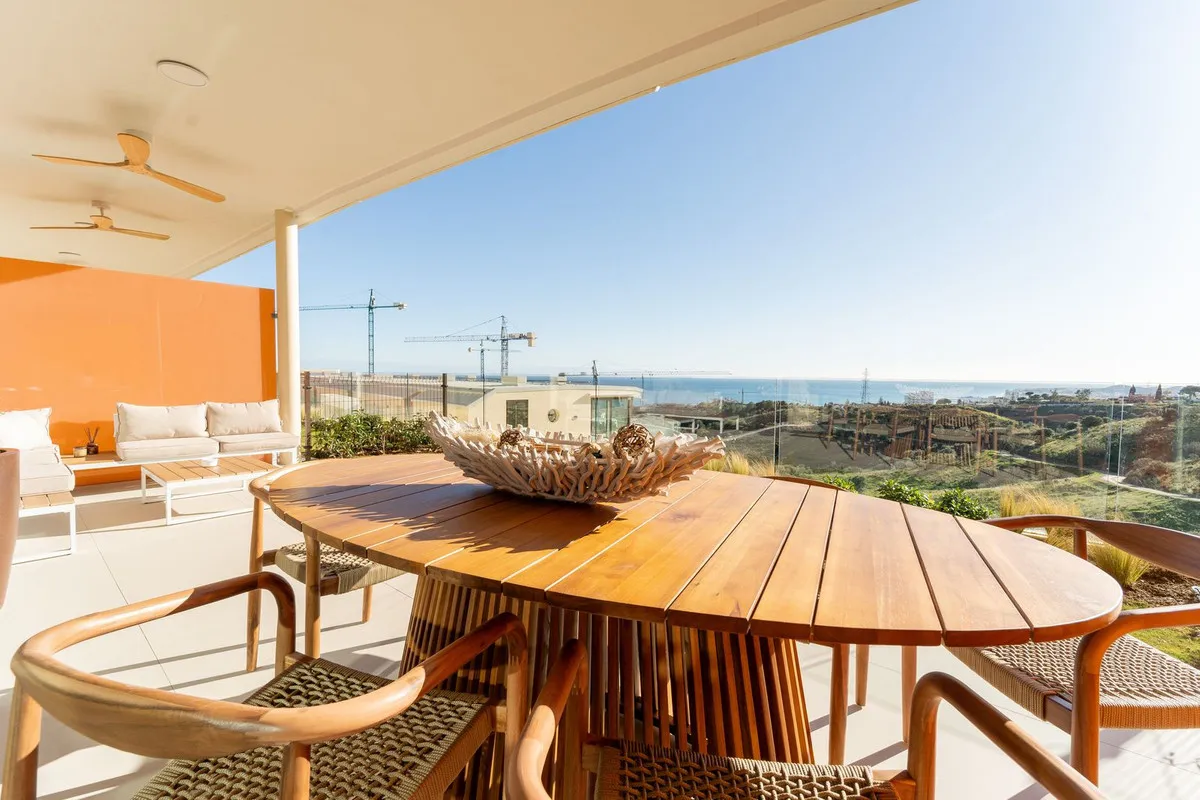 afdb6a96-6a6d-4707-bdc2-13243d62880d