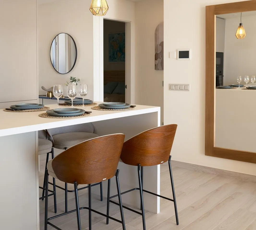 f9165f1d-69e2-45f6-a931-8db7aa00ab6a