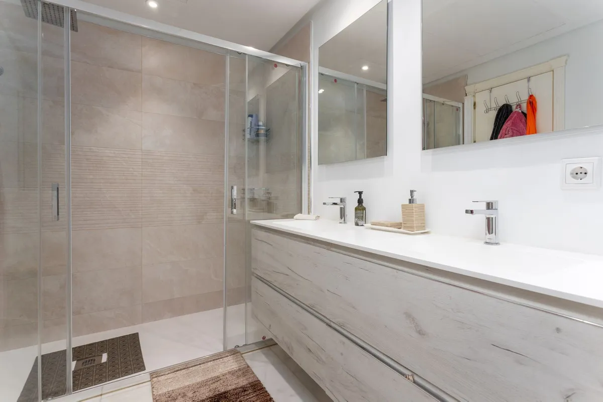 23ba719e-34d3-4774-8fed-fb3033f619fb