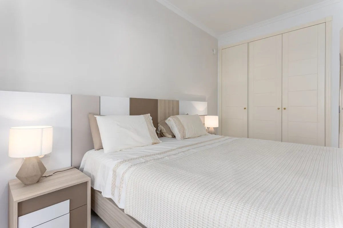 6189e9d5-db9d-4f95-9a7d-f23f2fe8837d