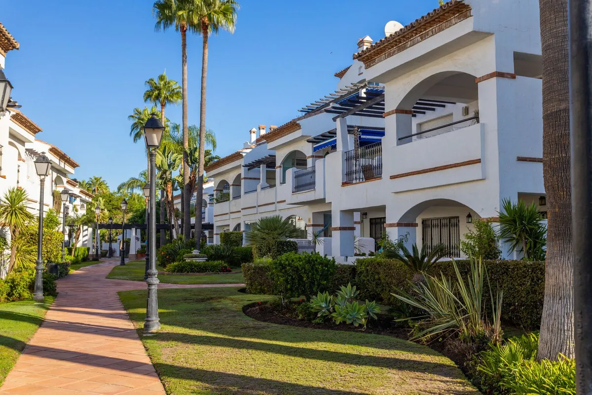 9961a359-30c6-4ba9-bc40-bd9ade354c94