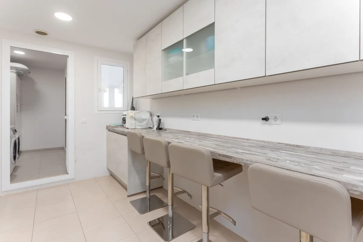 a4dd9f23-a83a-41f6-8e2d-d534f7992271