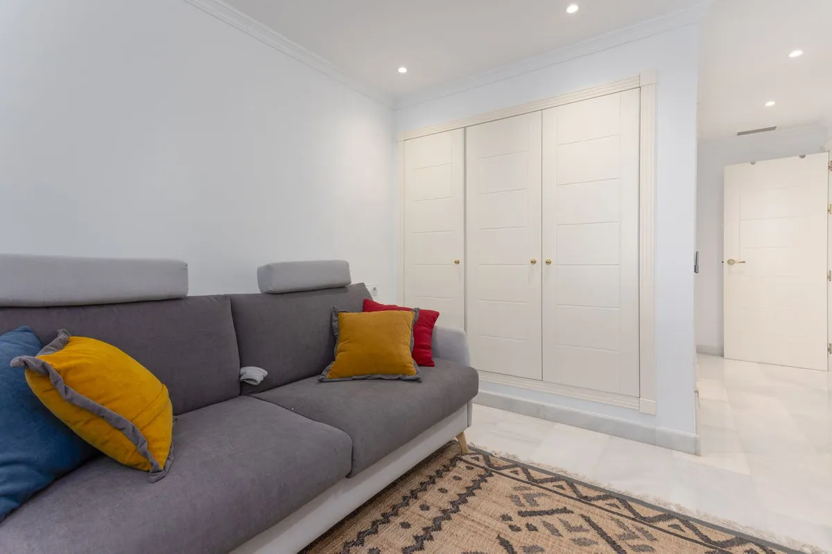 a953b9b8-3c3d-48a6-a168-b8ff42371ac4