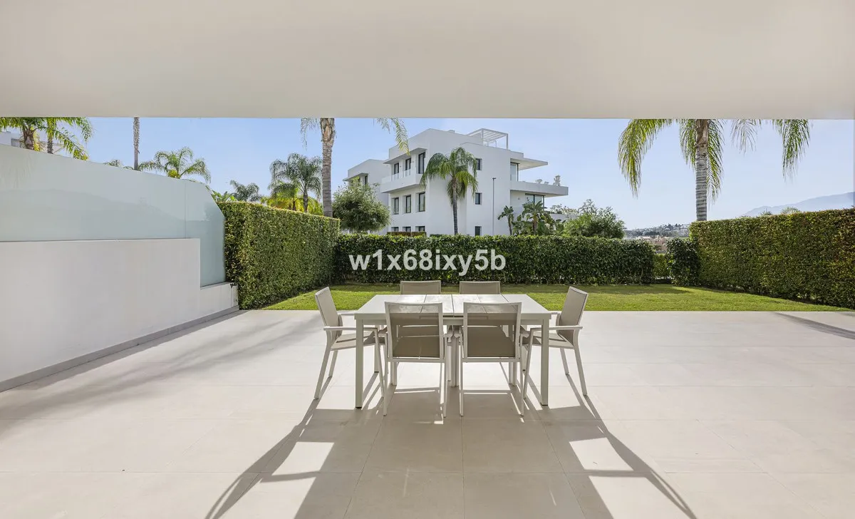 0a24a5af-b4b1-4d51-8603-2210386a0538