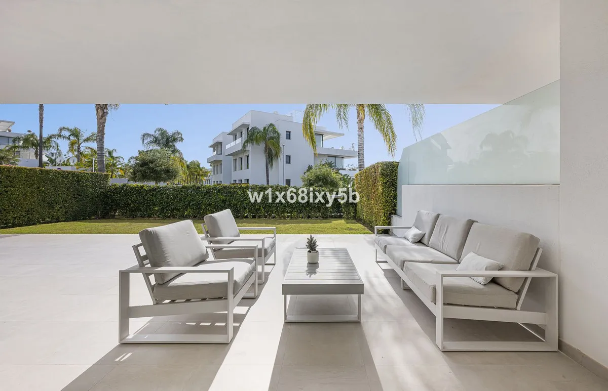 9f8977e6-347c-4b15-897a-daca7b9398f7