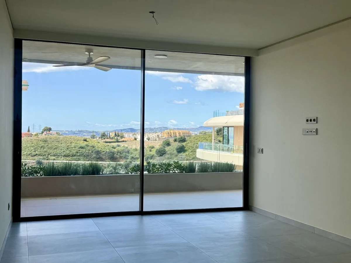 72ab2664-5768-4dce-b08f-840c474f2aac