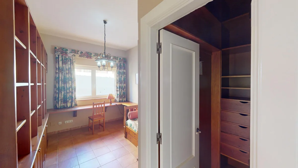 0b609d90-b897-4188-8128-1eab069ac8e9