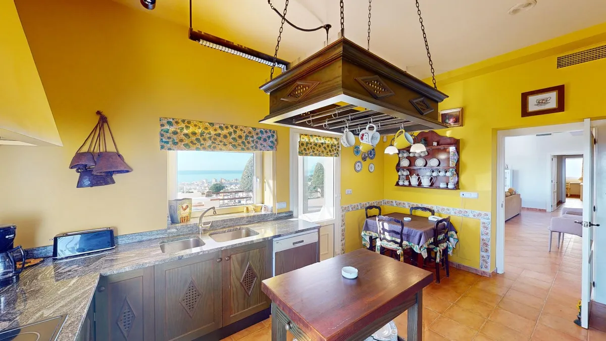 8159a058-4be1-445b-bbc4-26454f73eff8