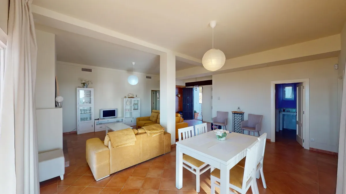 81ef27e9-14a9-4891-8770-766cf0b7e8e0