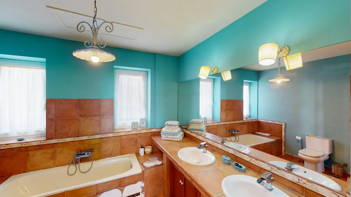 a45df9a2-6d08-4dd3-9c22-339fa19f7cb4