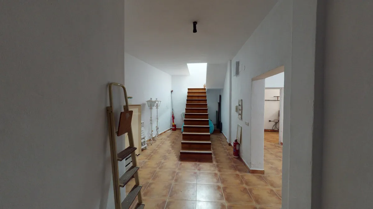 b05ad3e8-cb49-4920-aff0-70179e4cccdd