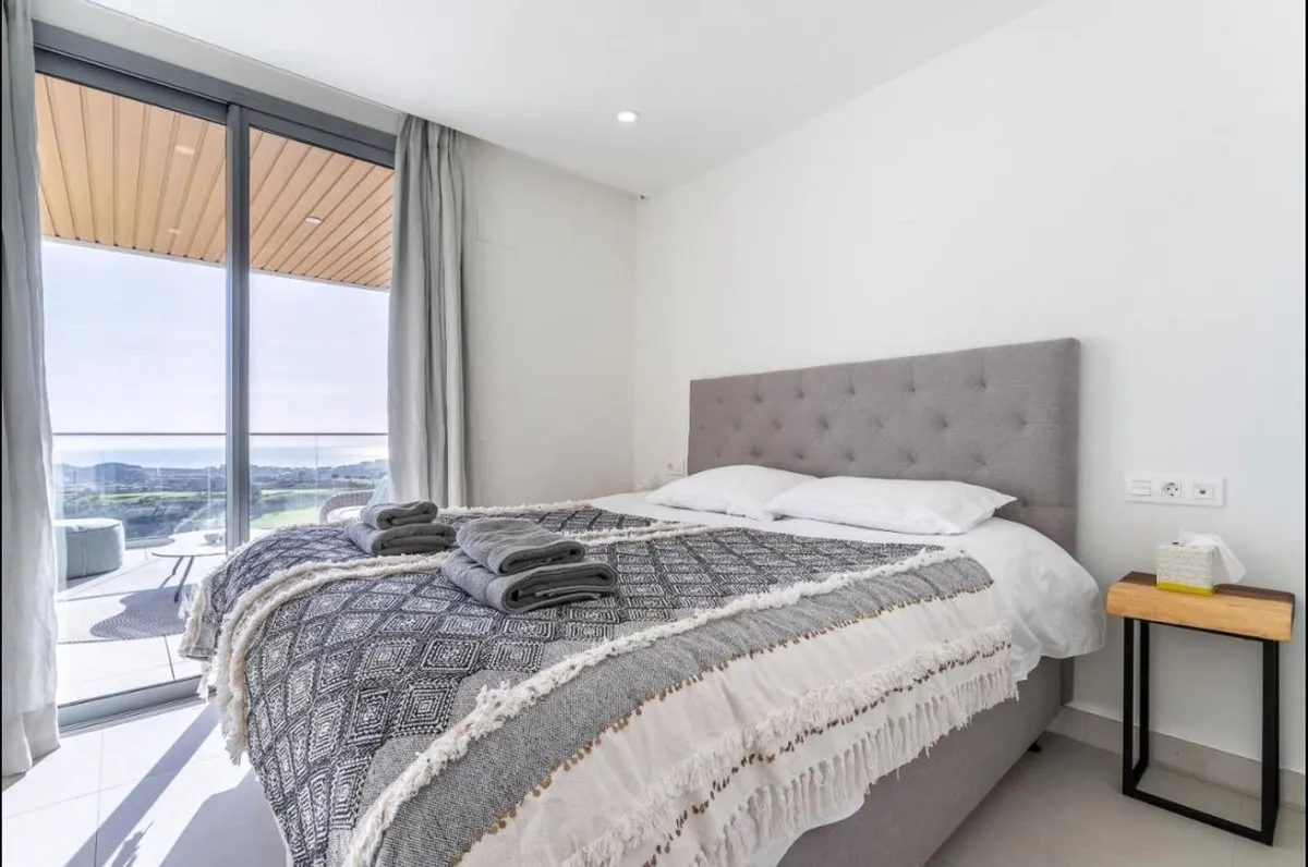 2f327cc5-053d-4953-9602-bd4750ff7ca9