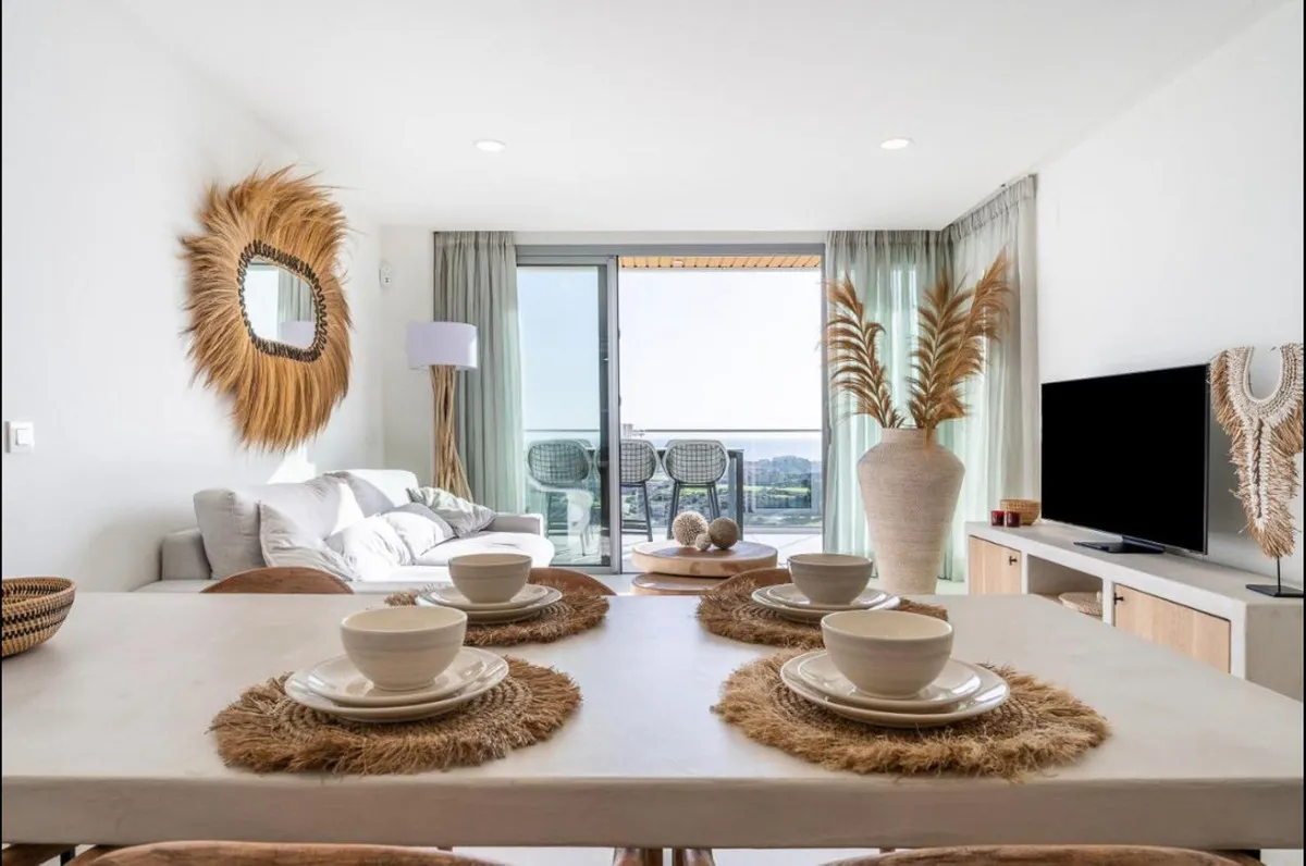 6df8ec9b-57ed-408f-9344-8f3eed0335fb