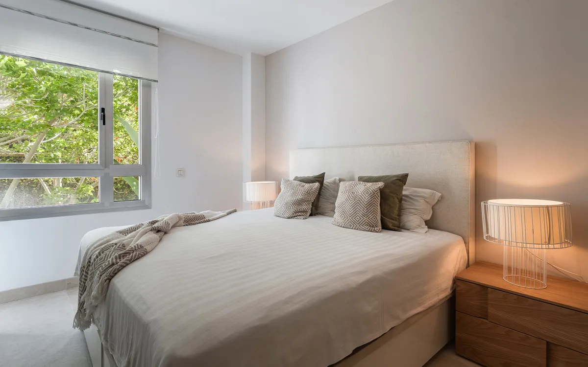 58e5b96d-7bc0-467e-afaa-3105930205e9