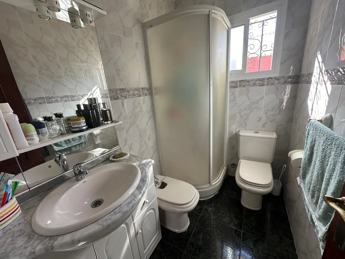 23356945-7b67-4357-a450-1e2088aac45e