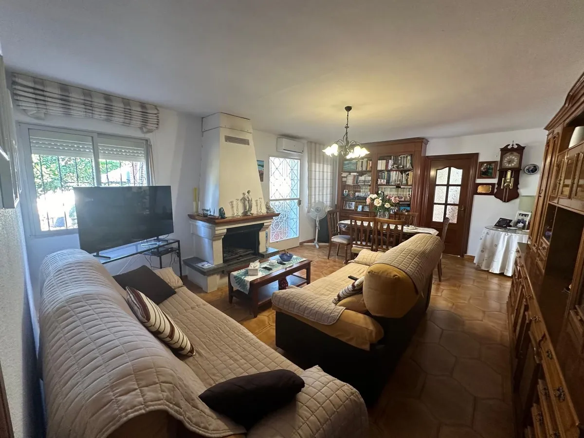 30d1bb11-d053-4edb-8b5b-d6dc05646f6e