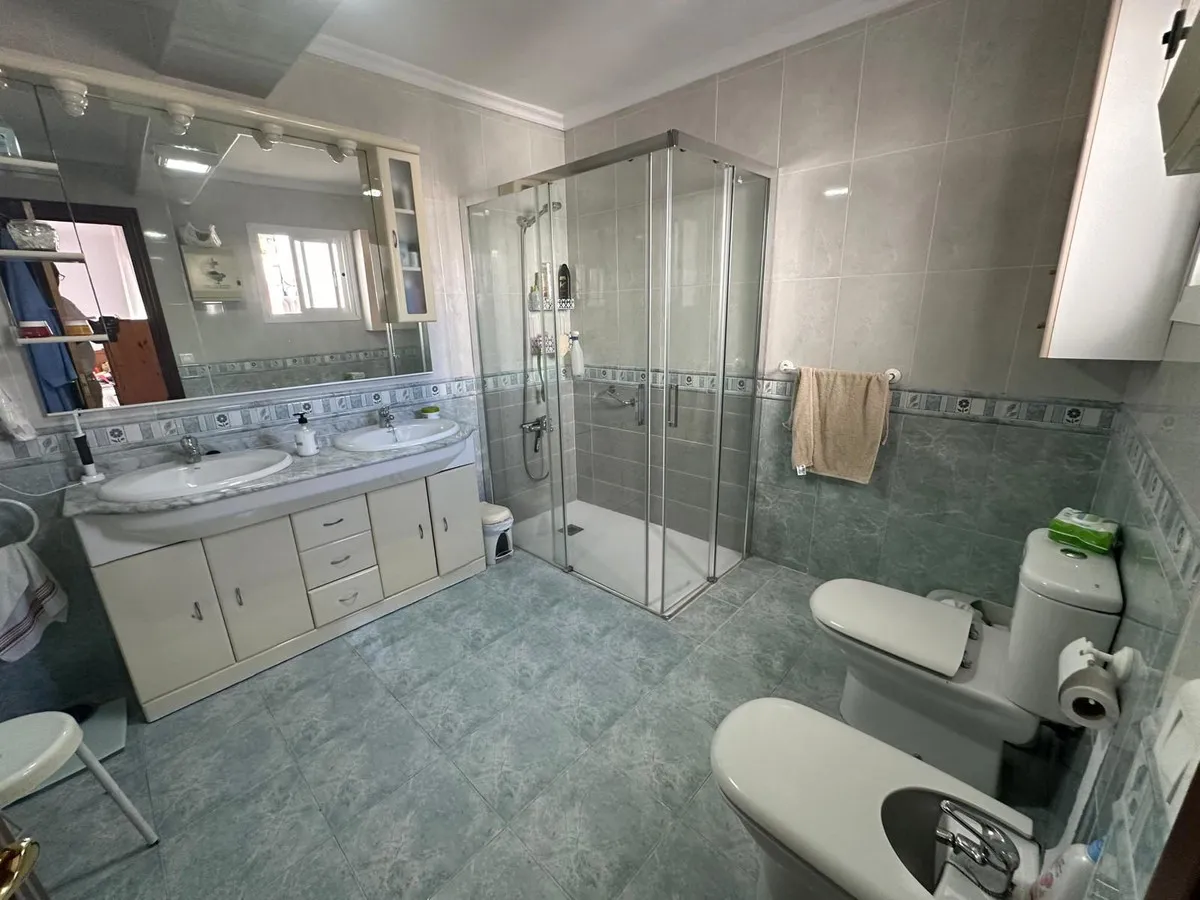 67b57b54-e384-47a7-8a74-f423ee9cf0c8