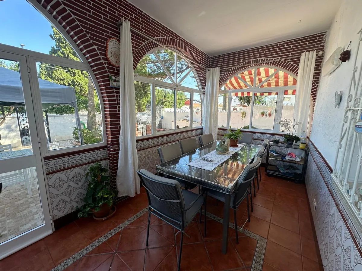 a67e7e4b-ac3e-48d1-9d37-d50177b861f2