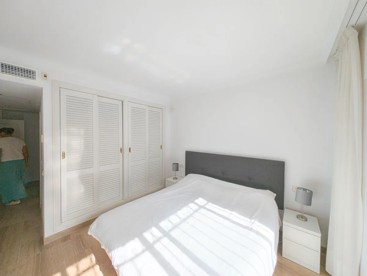 3b337558-fac0-47e3-8432-0d8a7d9fad42