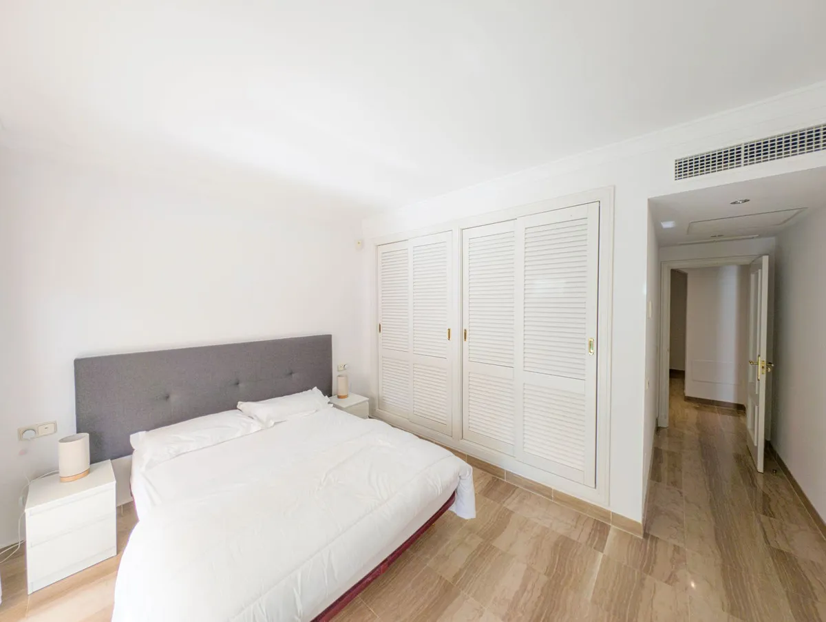 b5172b07-c2bf-43ae-b3e8-26f46362ca7f