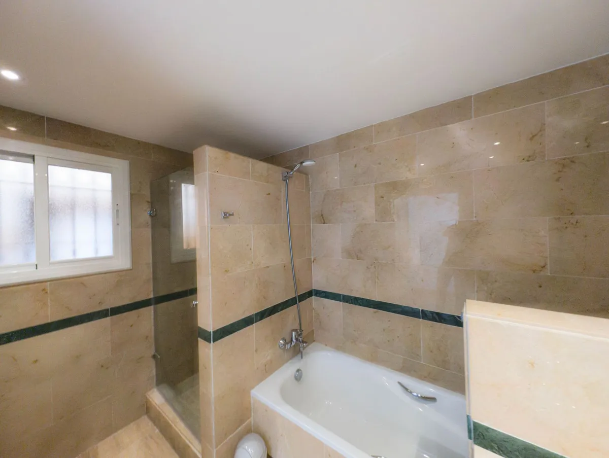 e77faa90-bba0-4bb3-8f12-4cac7b8fc17a