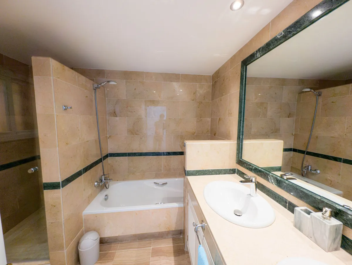 f7f4af30-55ad-4bf9-ba1a-73d1b6cbf6b2