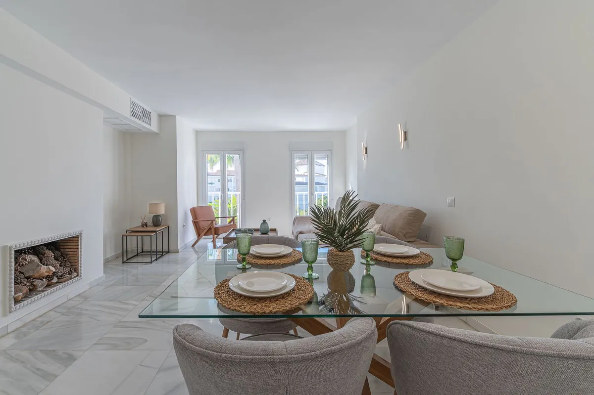 218a1f90-33bf-4984-8906-37c69f8f391f