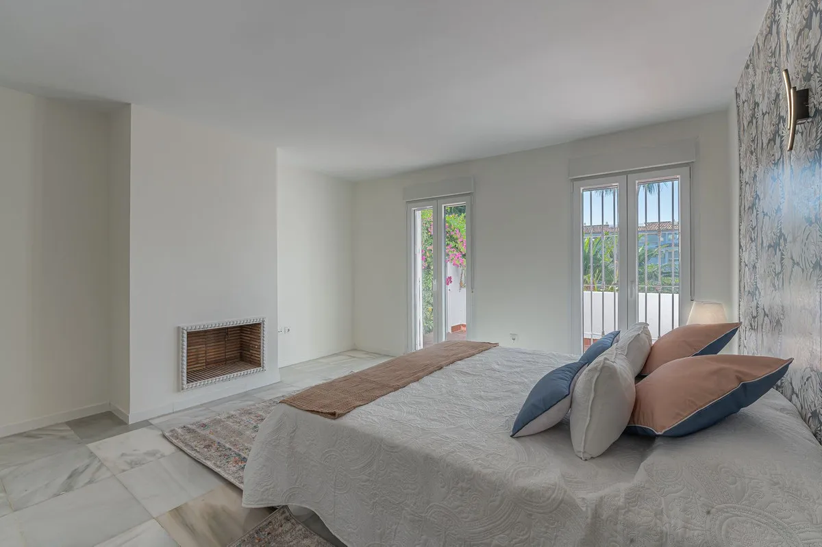 3418d3a1-bba2-45df-b5df-dc68393ccf5f