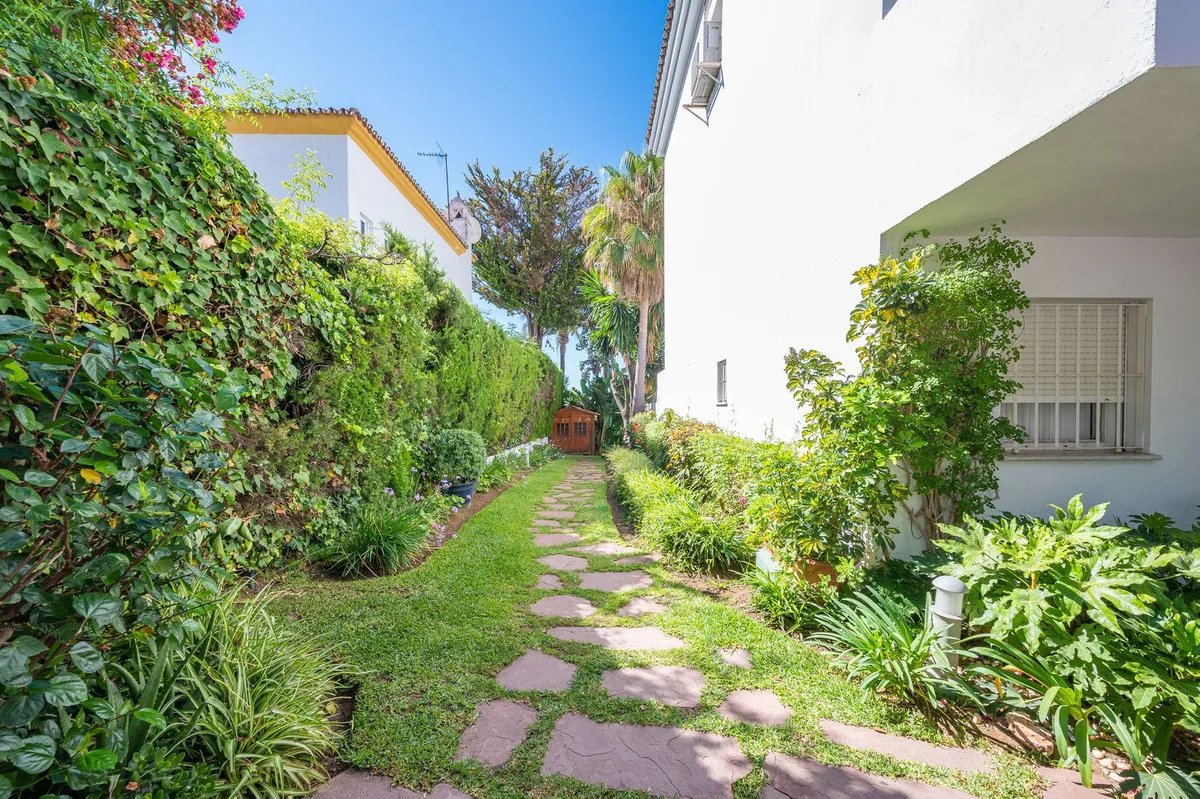 430acbaa-fd71-445f-94a3-508a4fb90adc