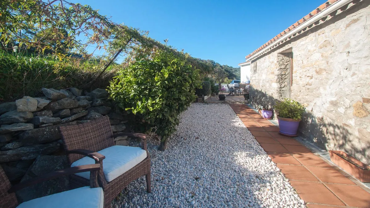 7d0fce8d-3adf-4ed0-85fd-371248431f3e