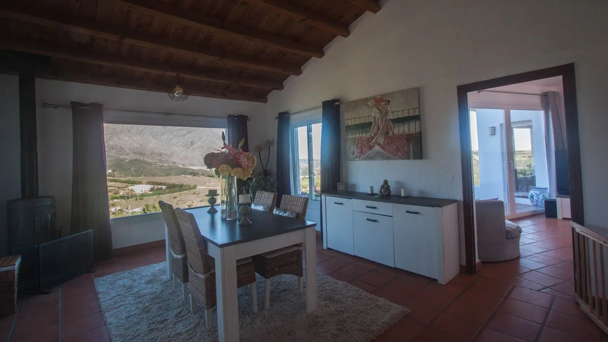 a25294e1-a4c7-4bcd-b49a-1572a342ac1f