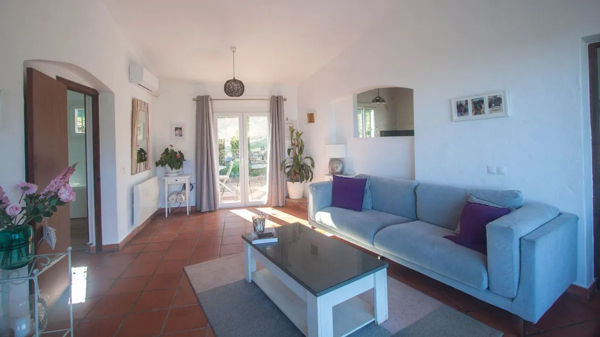 f0dfbd5c-38a5-4214-9bfb-a6dc6ace587b