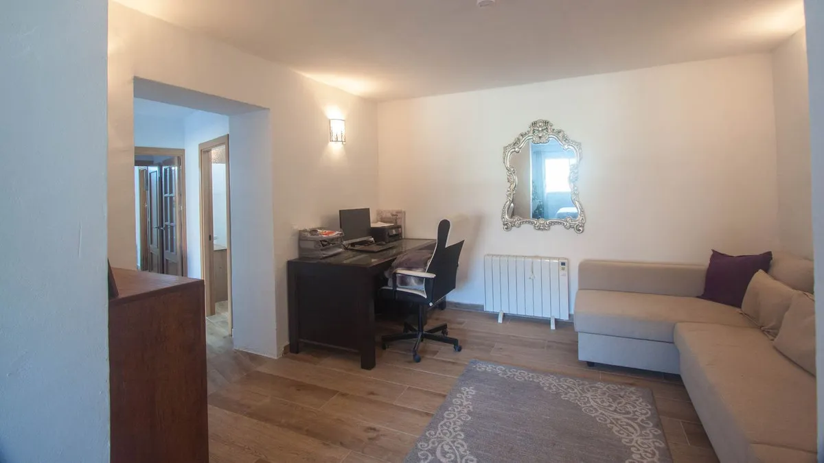 facaec77-2cec-4ab2-971a-eb8a500ed643