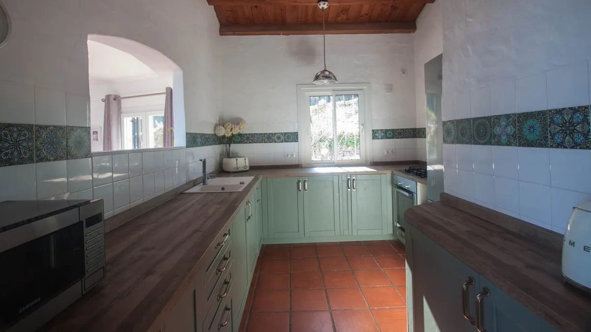 ffc6f36f-987b-45a3-a291-a9f29cbff71a